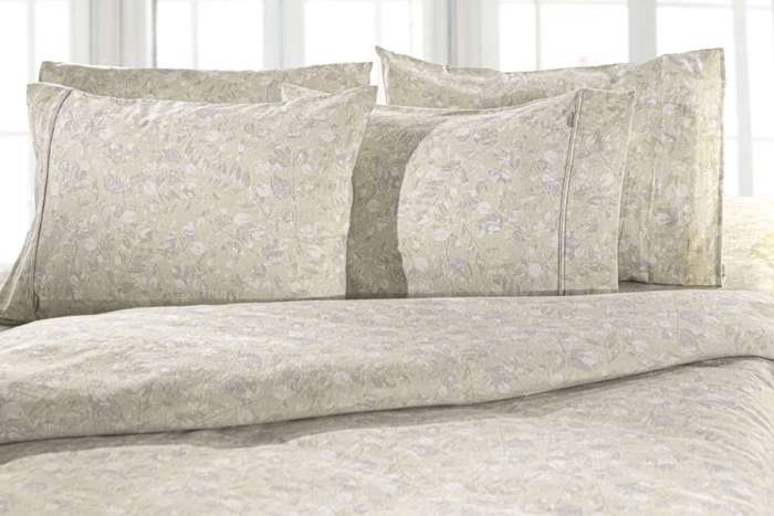 Guy Laroche Set Paplomatothiki kai Duo Maxilarothikes Eloide Natural Flannel 225x245cm
