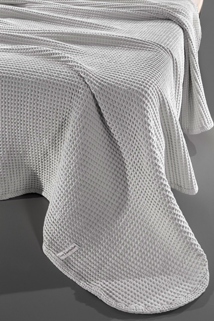 Guy Laroche Moni Kouberta Eternity Silver 160x240cm
