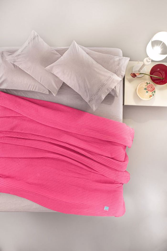 Guy Laroche Dipli Kouberta Vivid Fuchsia 230x260cm