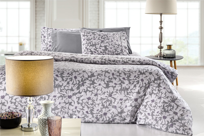 Guy Laroche Set me 2 mona sentonia 170X265 kai 1 maxilarothiki MARTIN GREY FLANNEL 